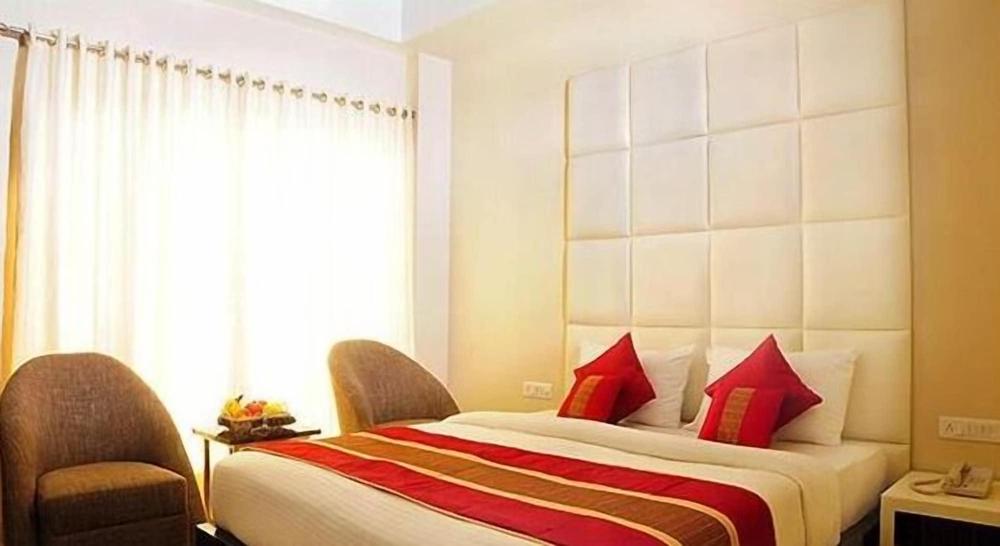 Hotel Gulnar 뉴델리 외부 사진