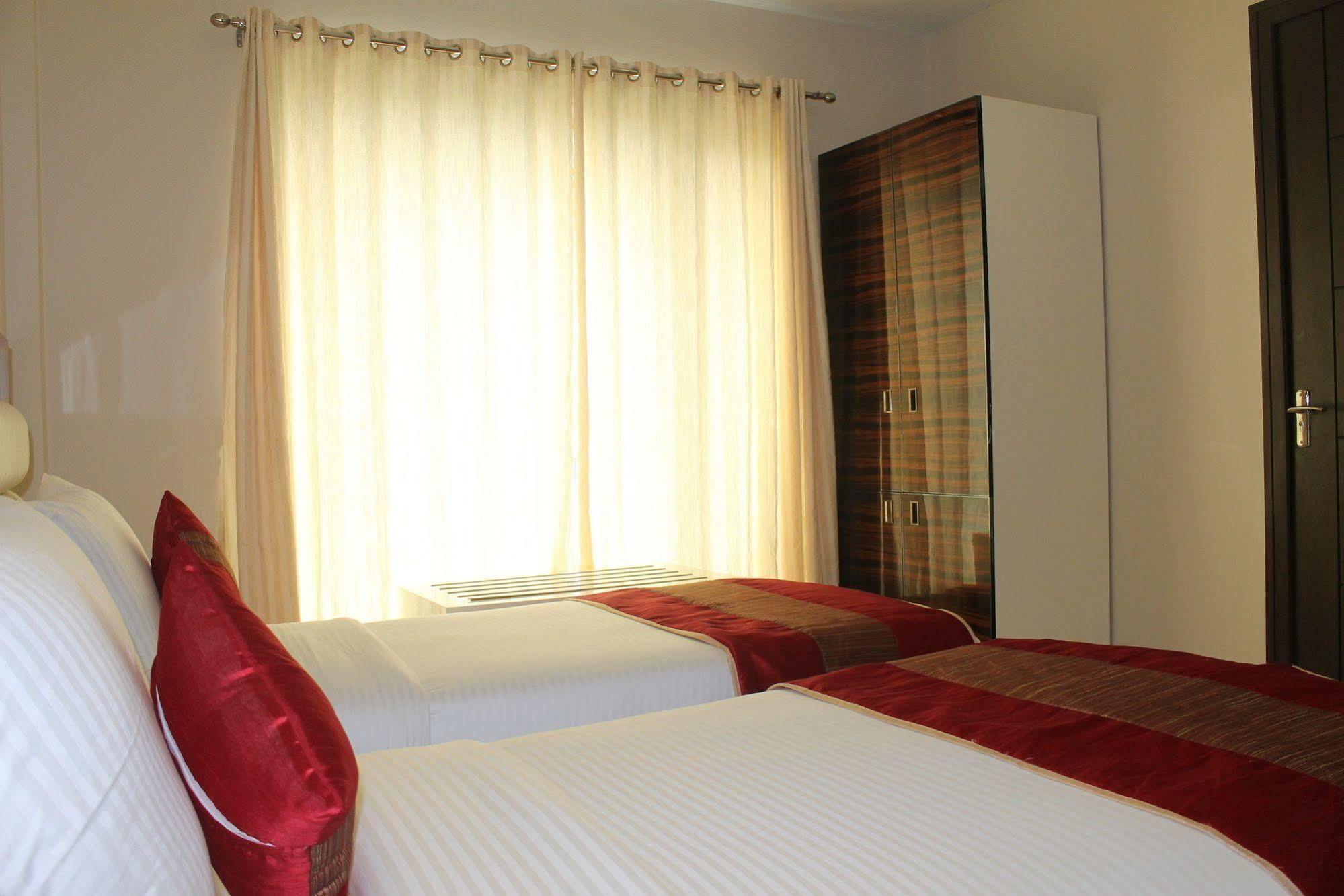 Hotel Gulnar 뉴델리 객실 사진